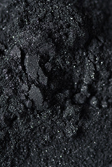 Ingredients: Charcoal powder acts as a magnet, drawing out and washing away dirt. The Seaweed Bath Co.